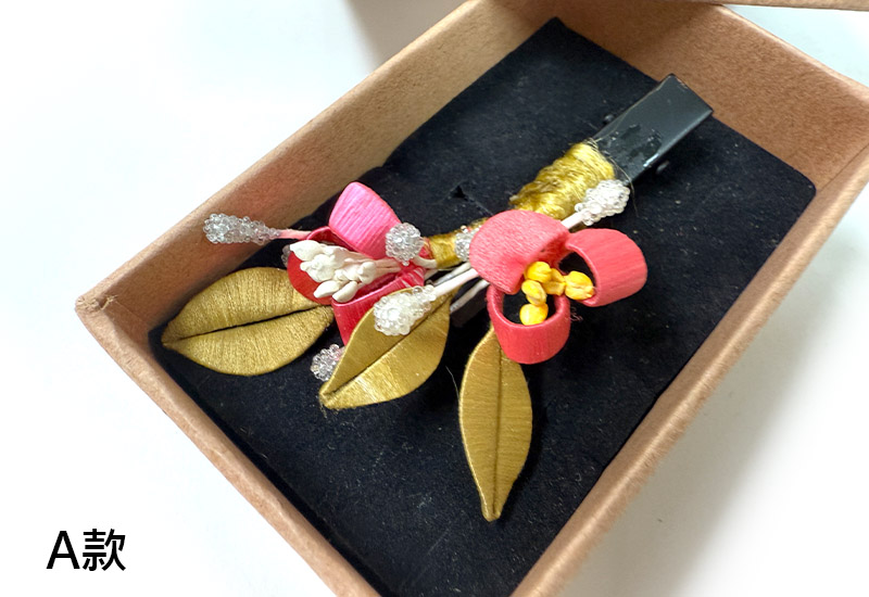 翼藝纏花福飾 -傳統紅春仔花(玫瑰叢)夾/胸針/髮梳